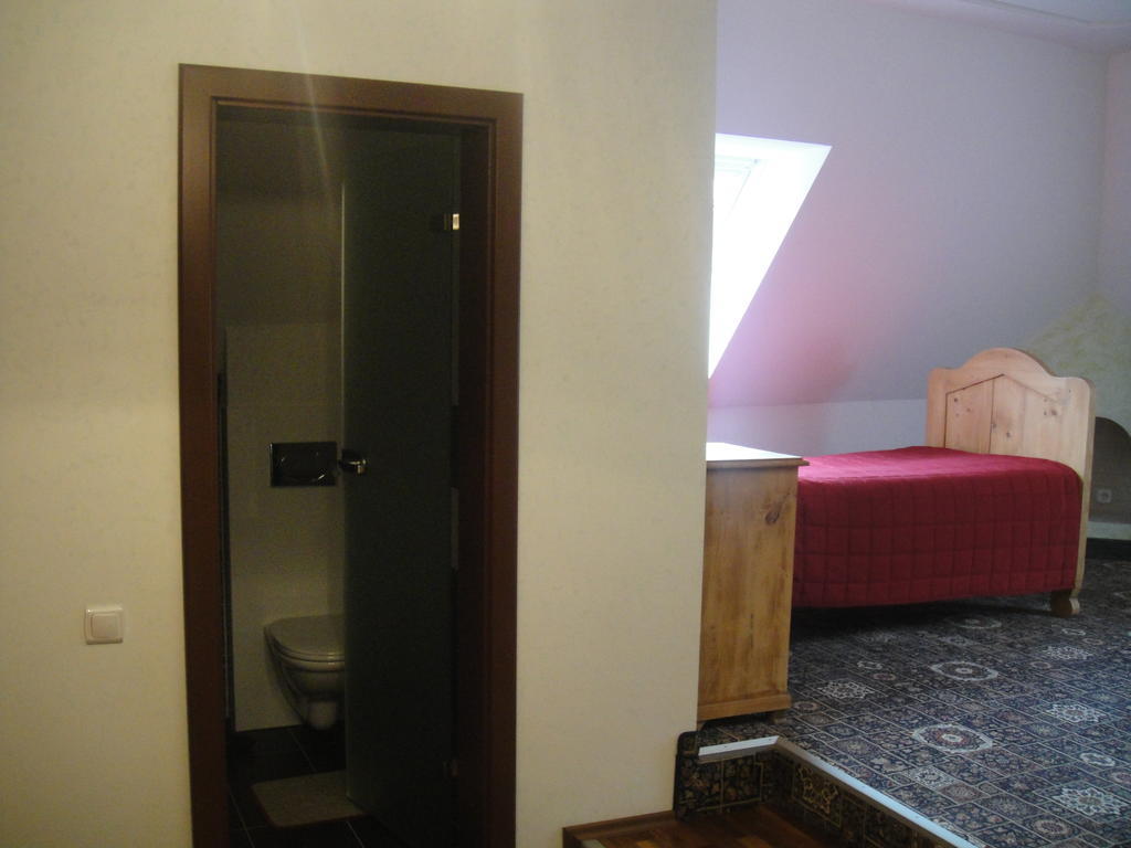 Saghegy Fogado Es Panzio Hotel Celldomolk Room photo